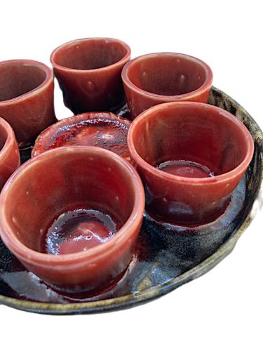 Świecznik na podstawce - siedmiodzielny - czerwono-czarny